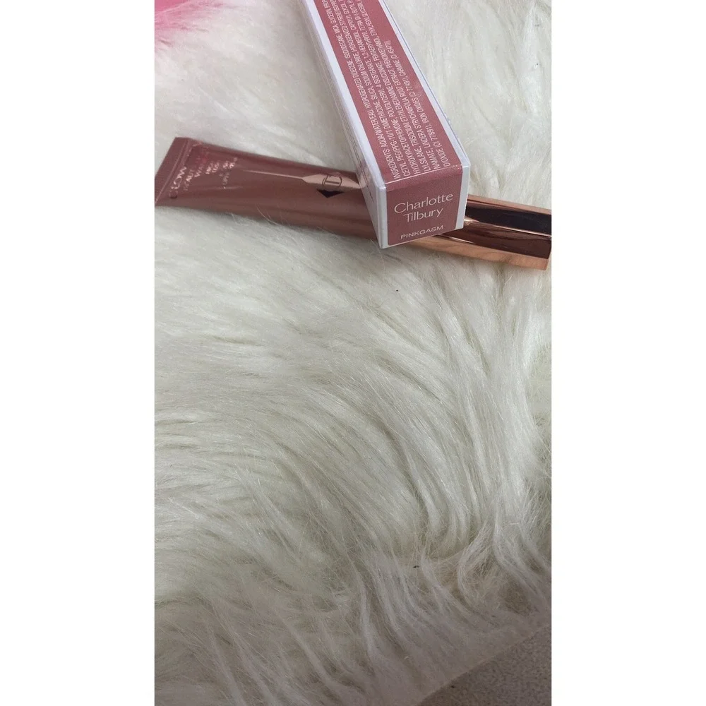 Charlotte Tilbury Pillow Talk Pinkgasm Highlight Wand New in Box‎